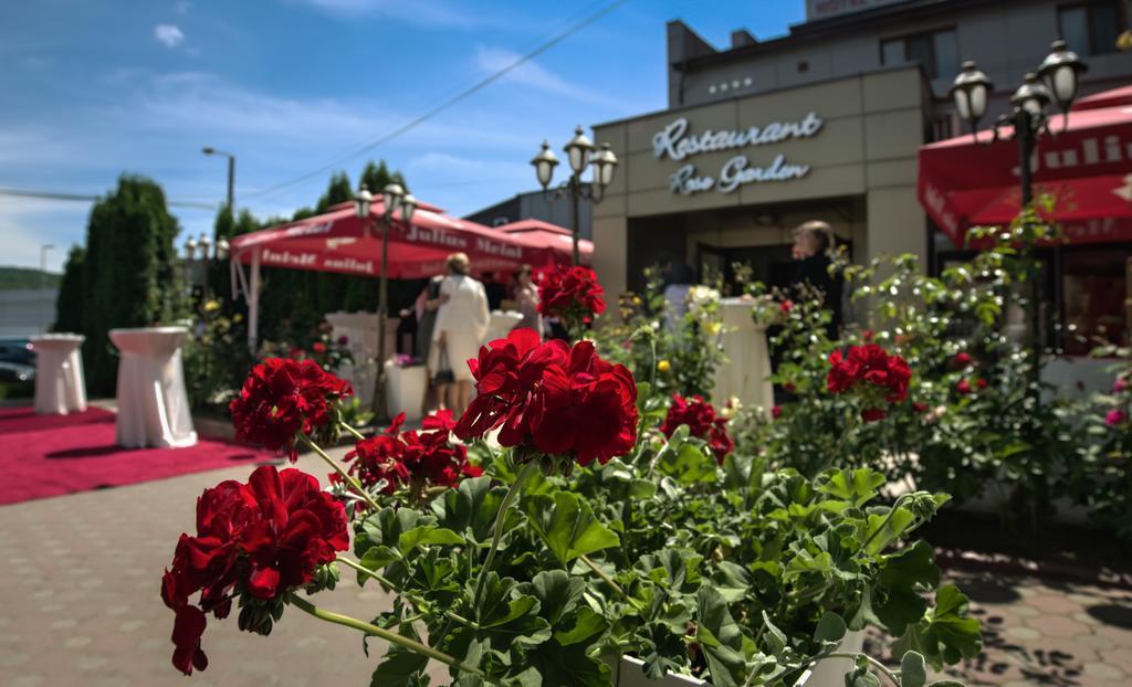 Hotel Ozana Bistrita  Exterior photo